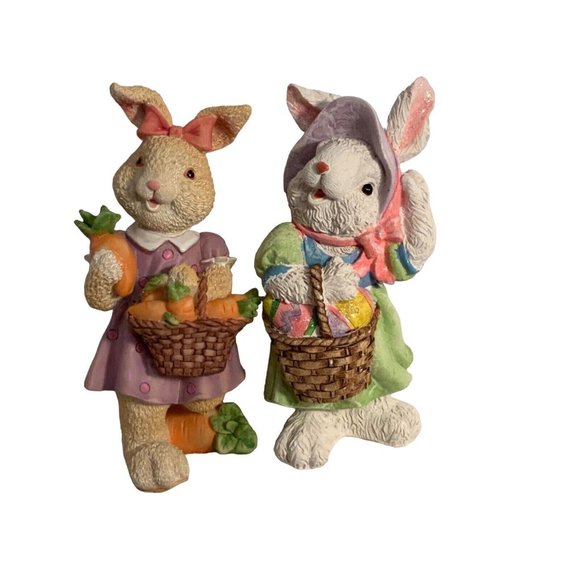 Greenbrier International, Inc. Resin Easter Rabbit 7.75 inches - Picture 1 of 9